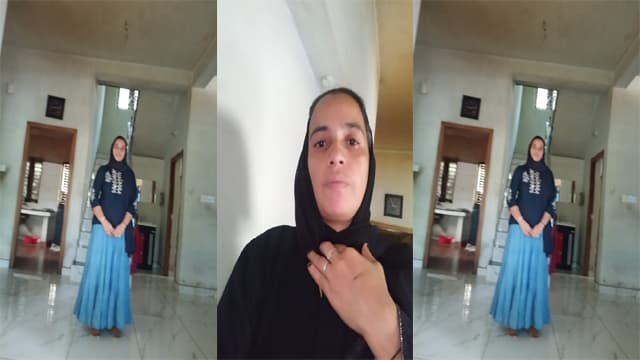 Mallu Horny Wife – VC Showing Tits Fingering