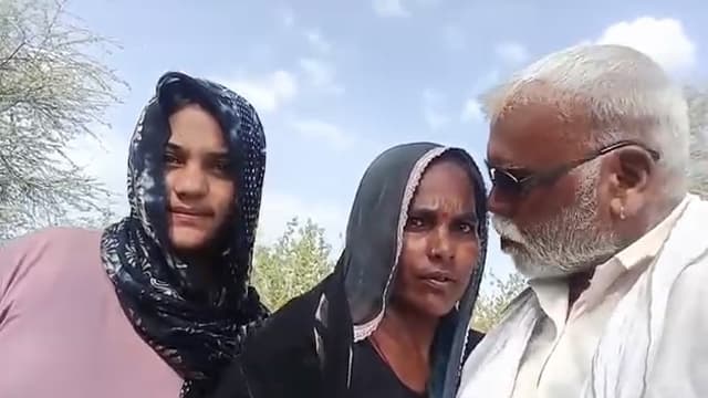 Indian Mature Two Aunty Outdoor Enjoying With Old Man Video Clip